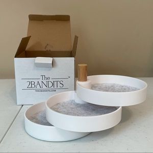 NIB The 2Bandits Tiered Jewelry Tray